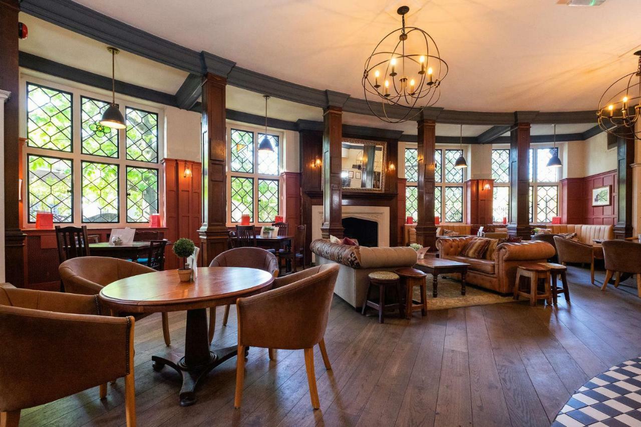 Bridge Hotel Greenford  Eksteriør bilde