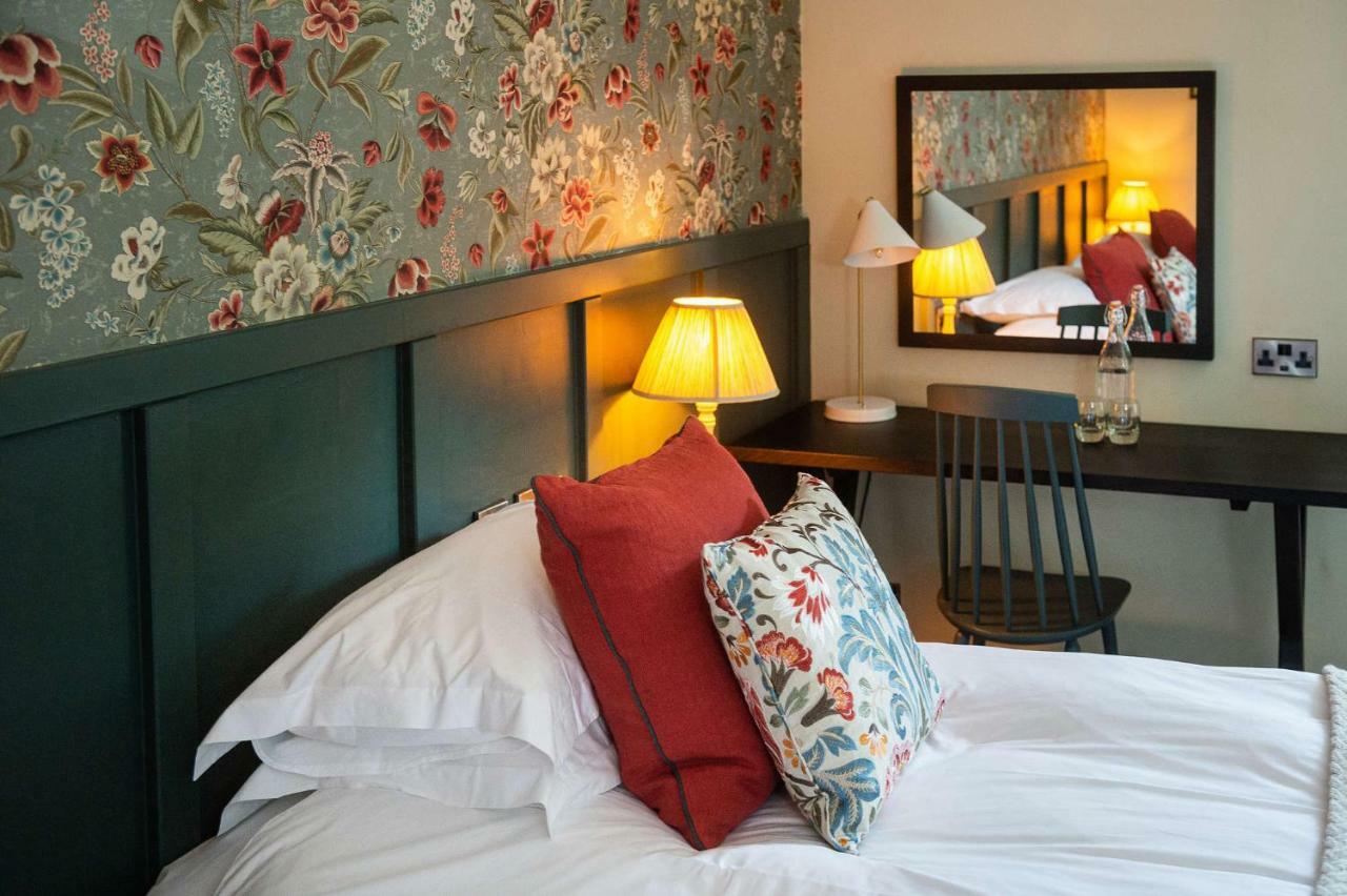 Bridge Hotel Greenford  Eksteriør bilde